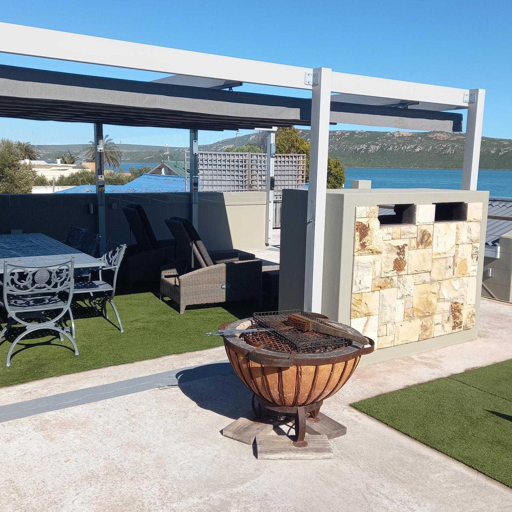 Water'S Edge Apartment Langebaan Exterior photo